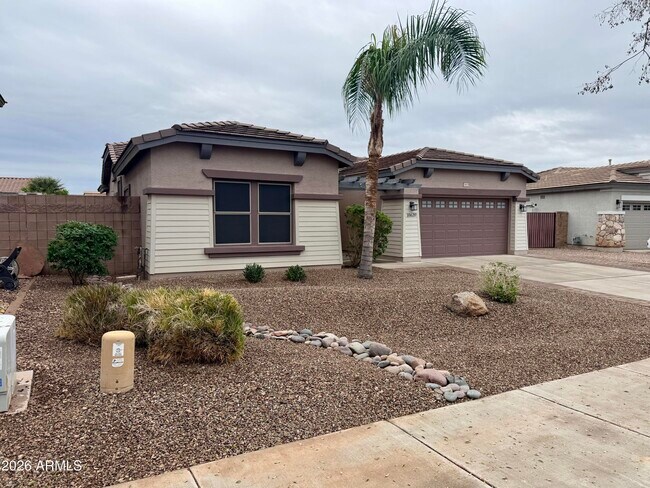 18639 E Lark Dr in Queen Creek, AZ - Building Photo - Building Photo