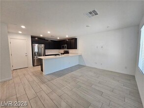 10775 Ditchburn Ct in Las Vegas, NV - Building Photo - Building Photo