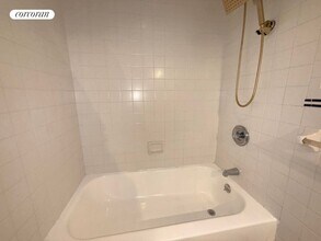536 W 163rd St in New York, NY - Building Photo - Building Photo