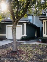 4734 Playpen Dr in Jacksonville, FL - Building Photo