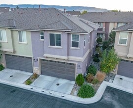 2055 S Virginia St in Reno, NV - Building Photo - Building Photo