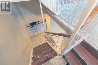 7591 Scholfield Rd in Niagara Falls, ON - Building Photo - Building Photo