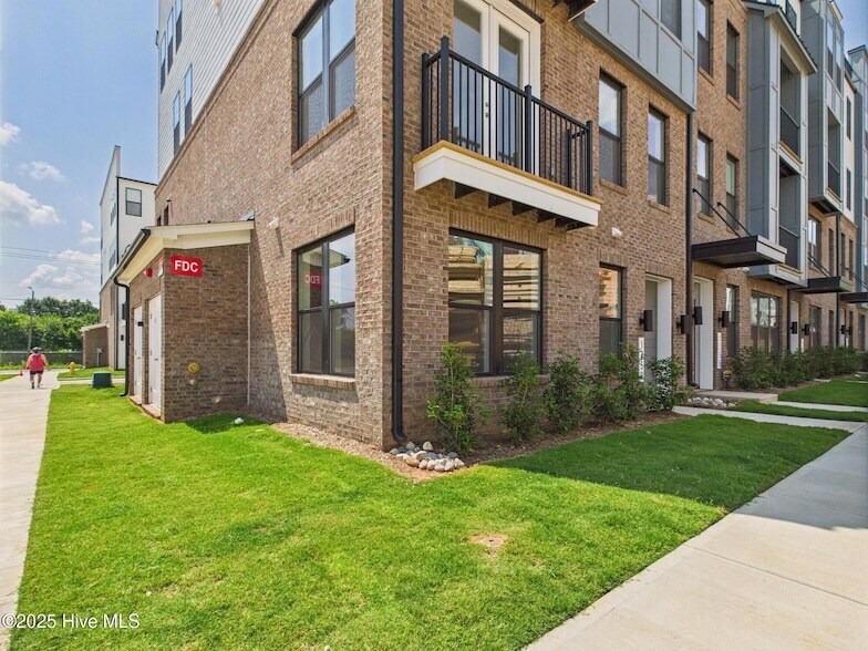 1259 Shaw View Aly in Raleigh, NC - Building Photo