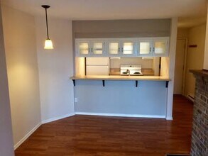 2201 Romig Pl in Anchorage, AK - Building Photo - Building Photo