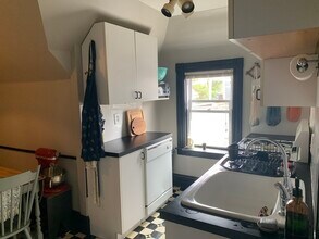 465 Medford St-Unit -3 in Somerville, MA - Building Photo - Building Photo