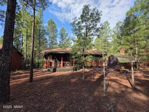 5786 Mule Deer Way in Pinetop, AZ - Foto de edificio - Building Photo