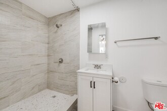 1031 57th St in Los Angeles, CA - Building Photo - Building Photo