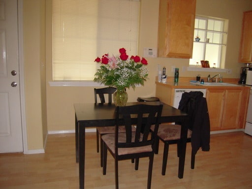 8646 NE Trafalgar Ln in Hillsboro, OR - Building Photo - Building Photo