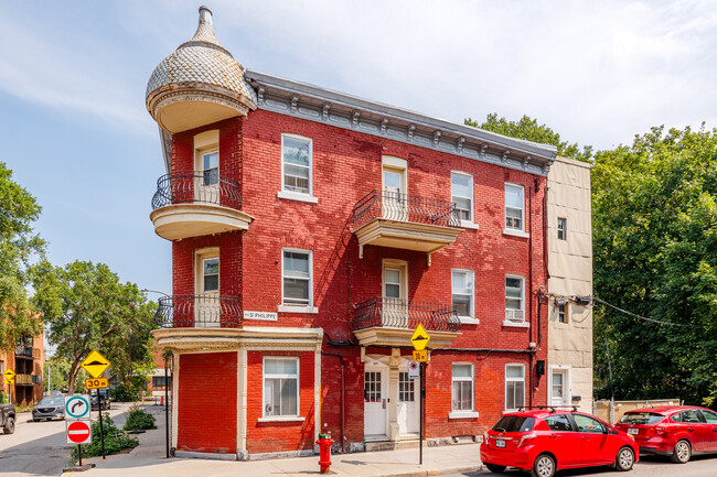 4234 Langevin Rue in Montréal, QC - Building Photo - Building Photo