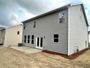 229 Hellen Vly Dr in Braselton, GA - Building Photo - Building Photo