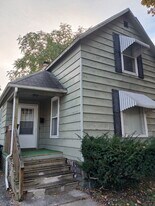 608 N Henry St in Bay City, MI - Building Photo