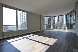 904 N State St in Chicago, IL - Building Photo