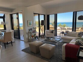 201 Crandon Blvd in Key Biscayne, FL - Building Photo