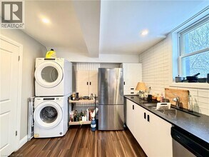 25 Krug St in Kitchener, ON - Building Photo - Building Photo