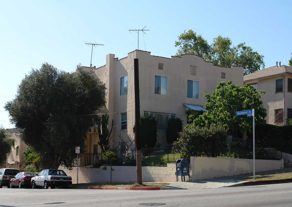 501 N Normandie Ave in Los Angeles, CA - Building Photo