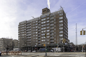 3131 Grand Concourse in Bronx, NY - Building Photo - Building Photo