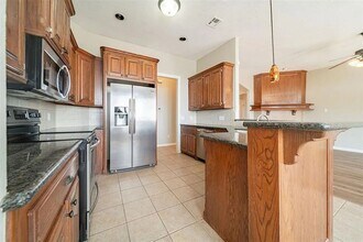 1105 Kelsi Dr in Moore, OK - Building Photo - Building Photo