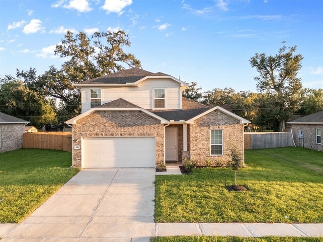 property at 407 Magnolia Ln