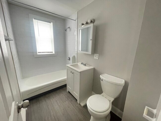 48 Mora St in Boston, MA - Building Photo - Building Photo