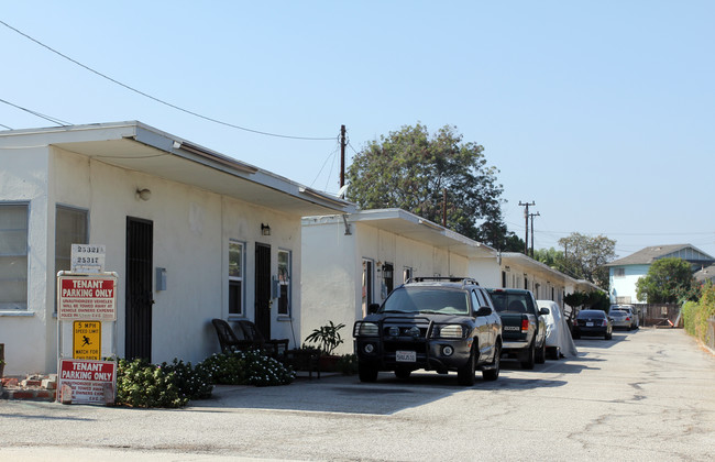 25317 Cypress St in Lomita, CA - Building Photo - Building Photo