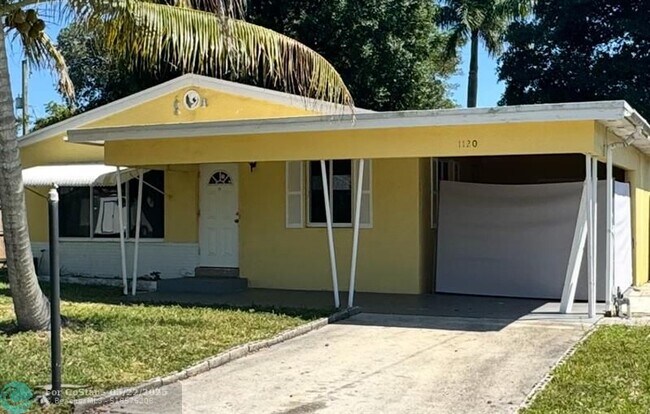 property at 1120 SW 31st St