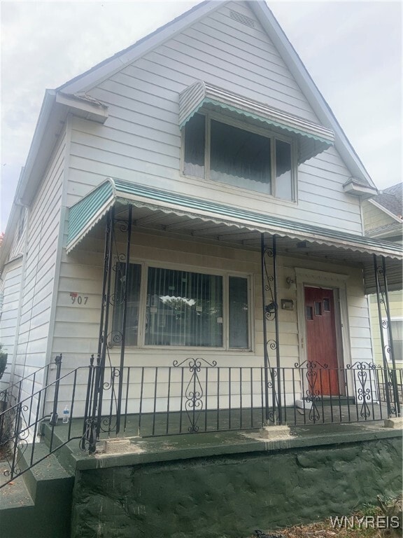 property at 907 Walden Ave