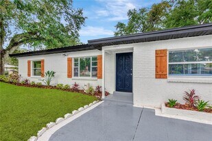 3202 E Jean St in Tampa, FL - Building Photo