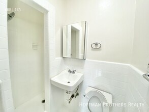 654 S Dunsmuir Ave, Unit 110 in Los Angeles, CA - Building Photo - Building Photo