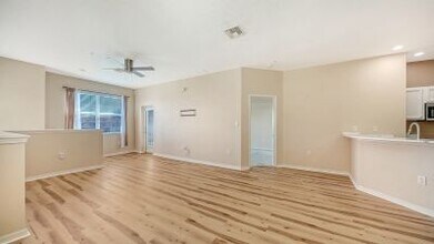 3778 Parkridge Cir in Sarasota, FL - Building Photo - Building Photo