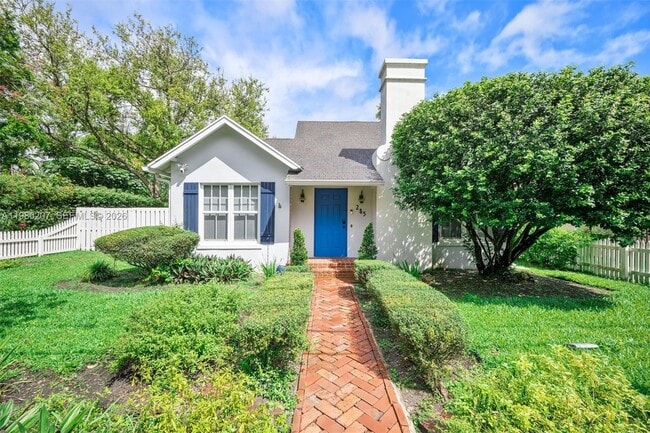 285 NE 105th St in Miami Shores, FL - Building Photo - Building Photo