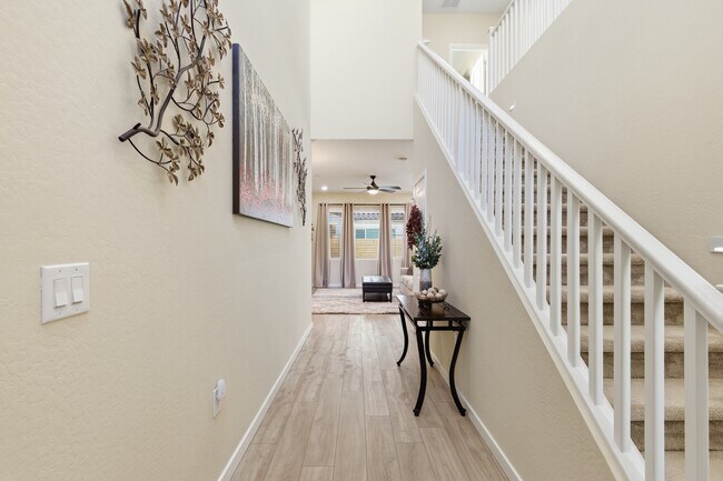 737 E Beauchamp Dr in Gilbert, AZ - Building Photo - Building Photo