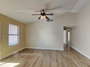 8428 Mulcahy Ave in Las Vegas, NV - Foto de edificio - Building Photo