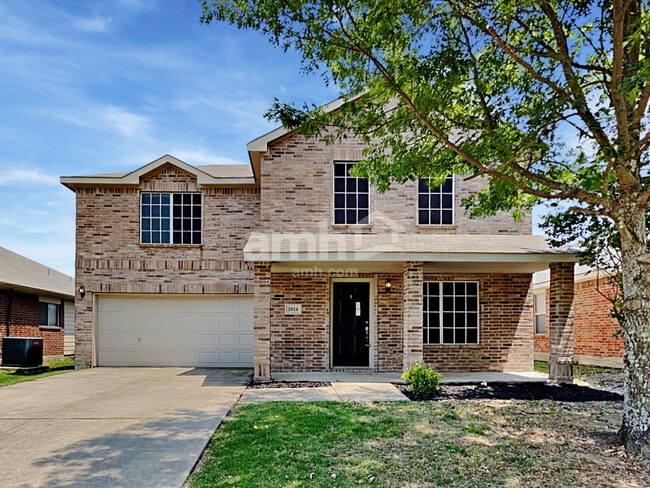 property at 2014 Kingsbridge Dr
