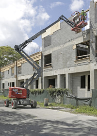 Aventura Village in Miami, FL - Building Photo - Building Photo