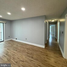 32 Scherer Ct in Trenton, NJ - Building Photo - Building Photo