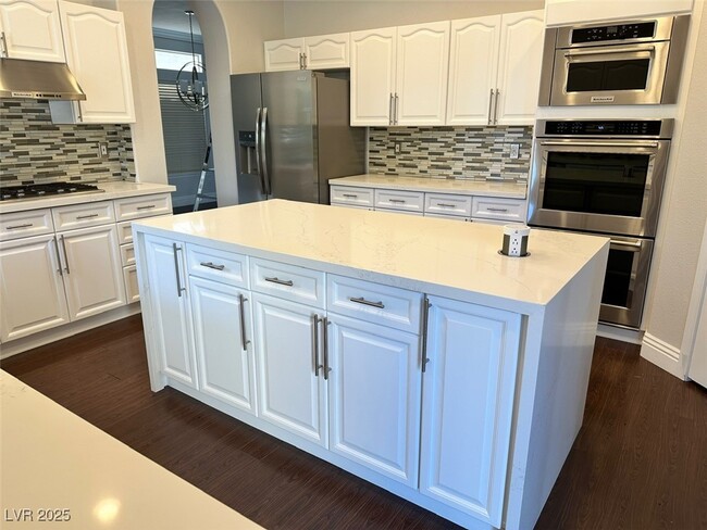 8931 Lansberry Ct in Las Vegas, NV - Building Photo - Building Photo