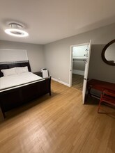 805 E Taylor St in Kokomo, IN - Foto de edificio - Building Photo