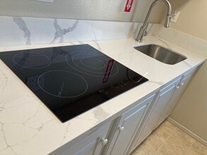 25345 Maroon Creek Ct, Unit 1 Bed Room Suite in Moreno Valley, CA - Building Photo - Building Photo