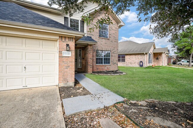 12122 Lucky Meadow Dr in Tomball, TX - Foto de edificio - Building Photo