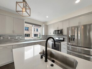 1250 Paseo Sea Grass in San Diego, CA - Building Photo - Building Photo