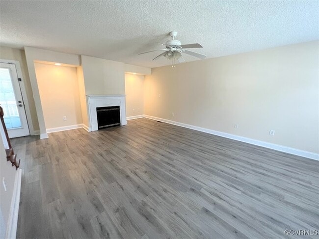 108 Laurens Ln in Colonial Heights, VA - Building Photo - Building Photo