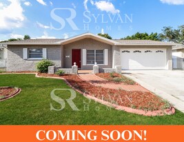7611 Foxbloom Dr in Port Richey, FL - Building Photo