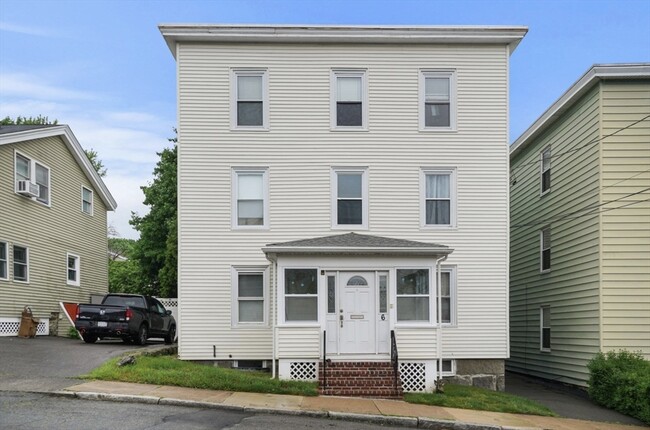 property at 6 Horton St