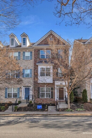 2114 Middle Tennessee Blvd in Murfreesboro, TN - Building Photo