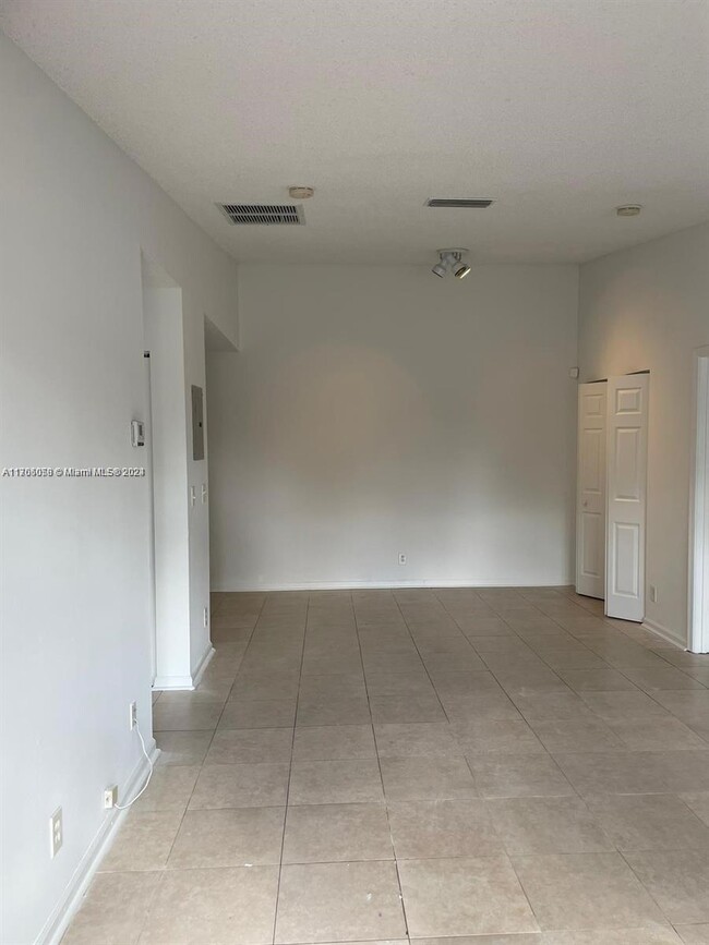 5040 Sanctuary Way in West Palm Beach, FL - Building Photo - Building Photo