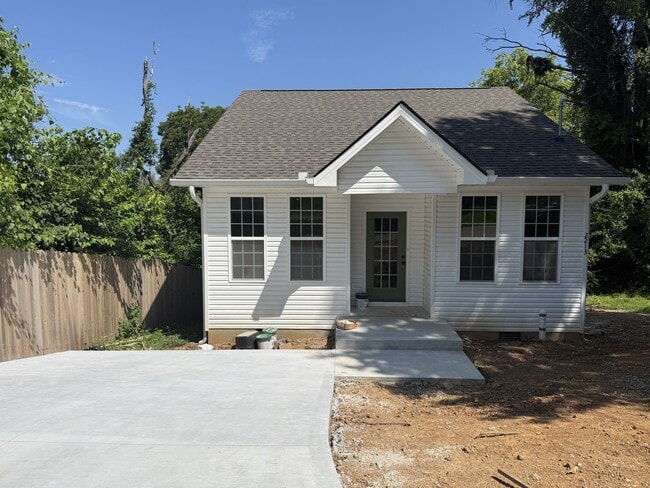 property at 2213 Cityview Ave