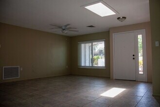 1283 S Disston Ave in Tarpon Springs, FL - Building Photo - Building Photo