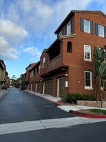 7870 Via Montebello, Unit 5 in San Diego, CA - Building Photo - Building Photo