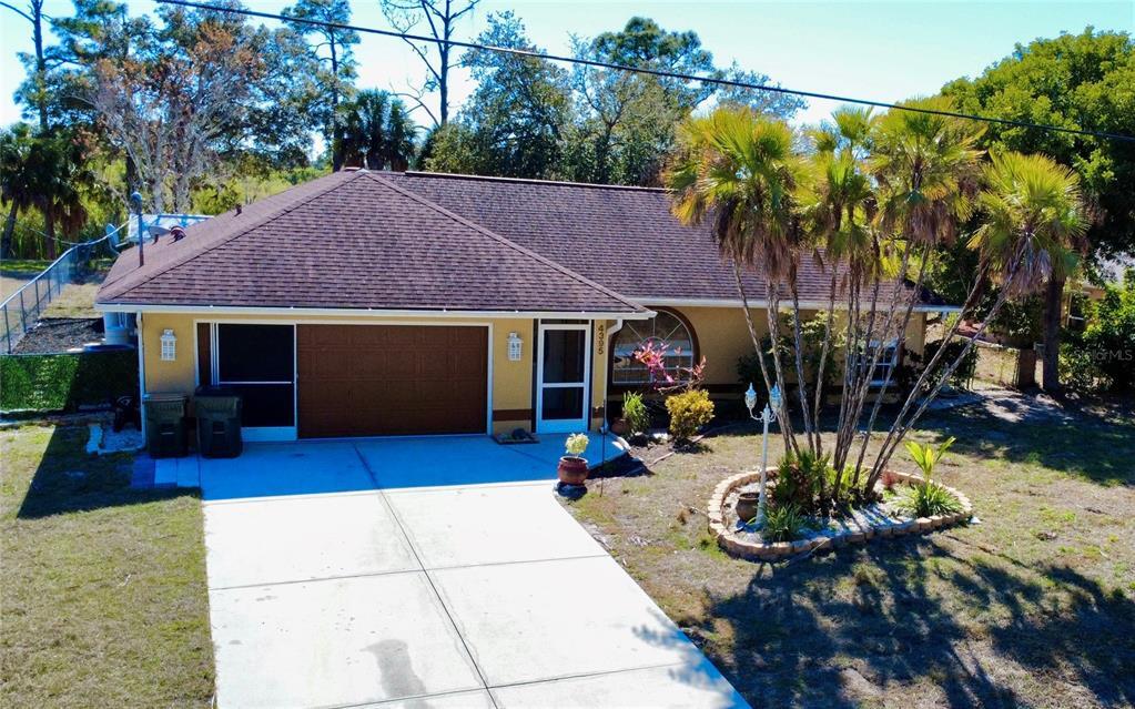 4395 Hansard Ave in North Port, FL - Building Photo
