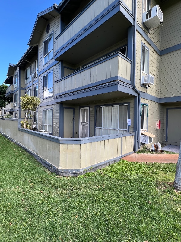 property at 91-273-273 Hanapouli Cir